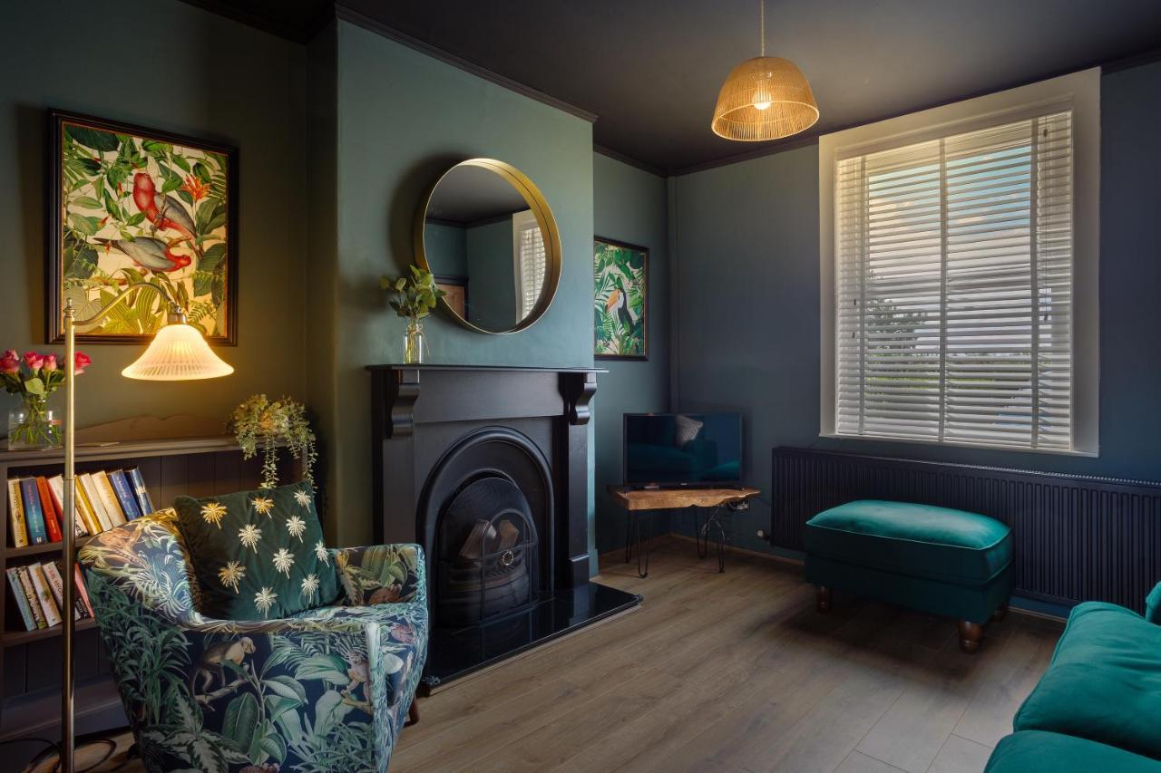 Stylish Romantic Country Escape Near Chester Christleton Exteriér fotografie